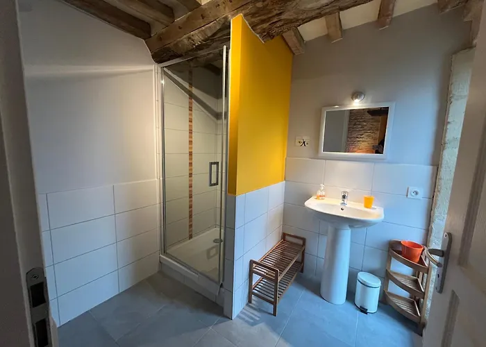 Дом отдыха Ma Maison De Famille, Grange Du 18e Siecle, Jardin